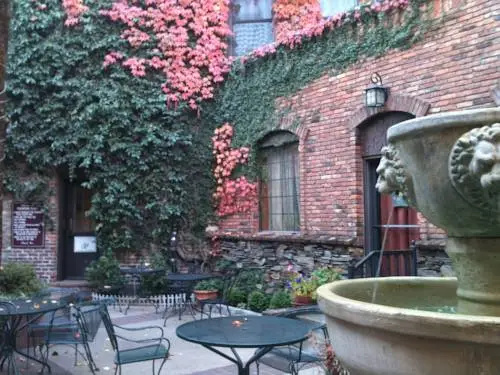 Historic Cary House Hotel - Chambres