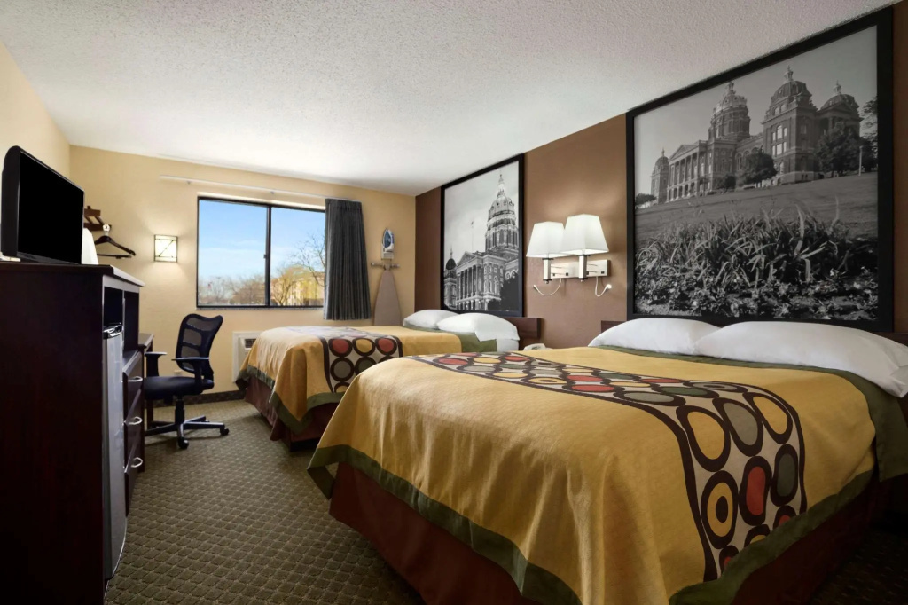 Standard Quadruple room