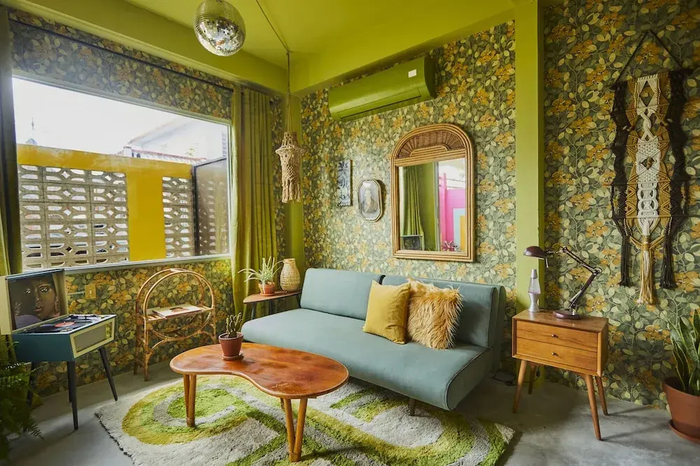 Apartment with balcony