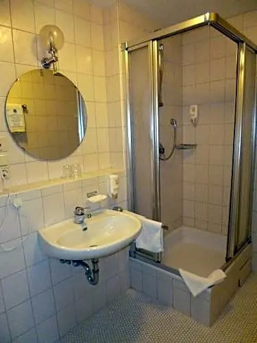Europark Hotel International - Chambres