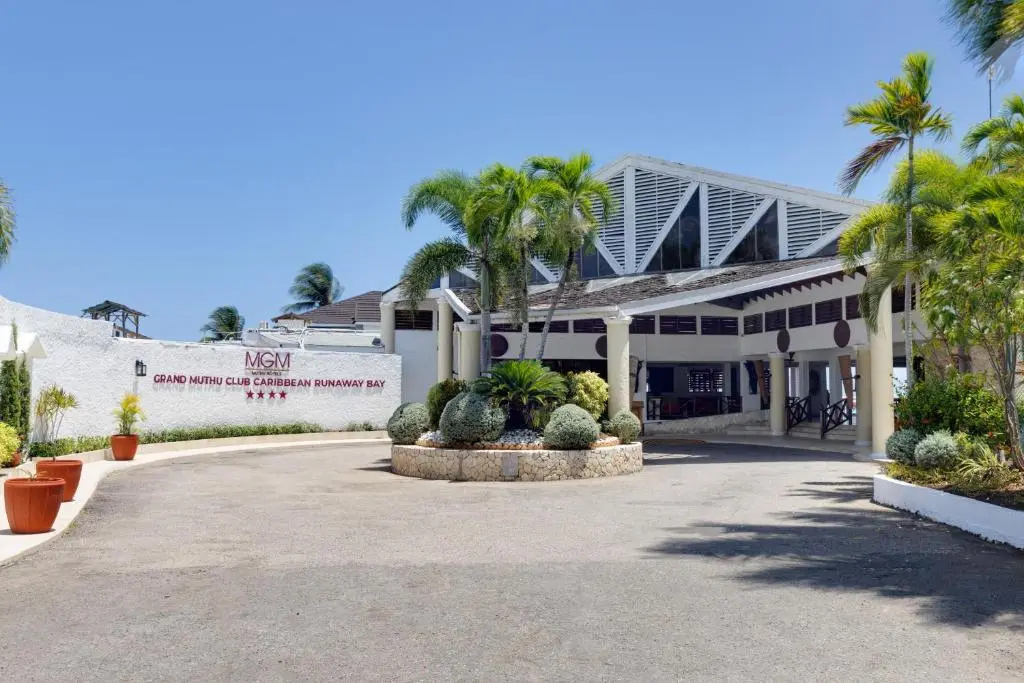 Grand Muthu Runaway Bay Club Caribbean