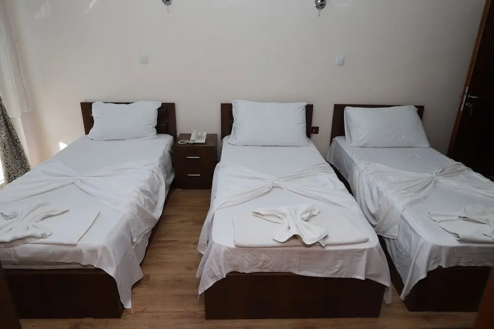Economy room