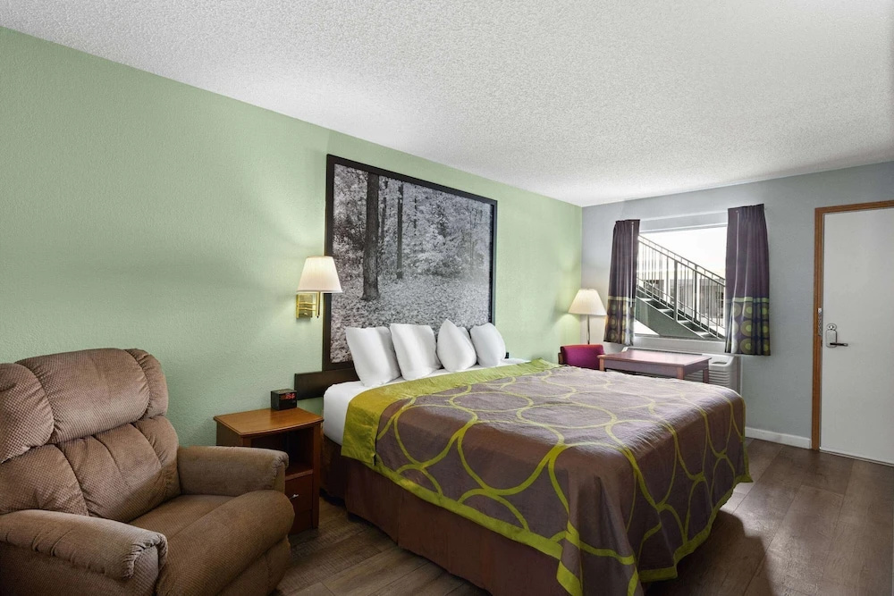 Standard Double room (full double bed)