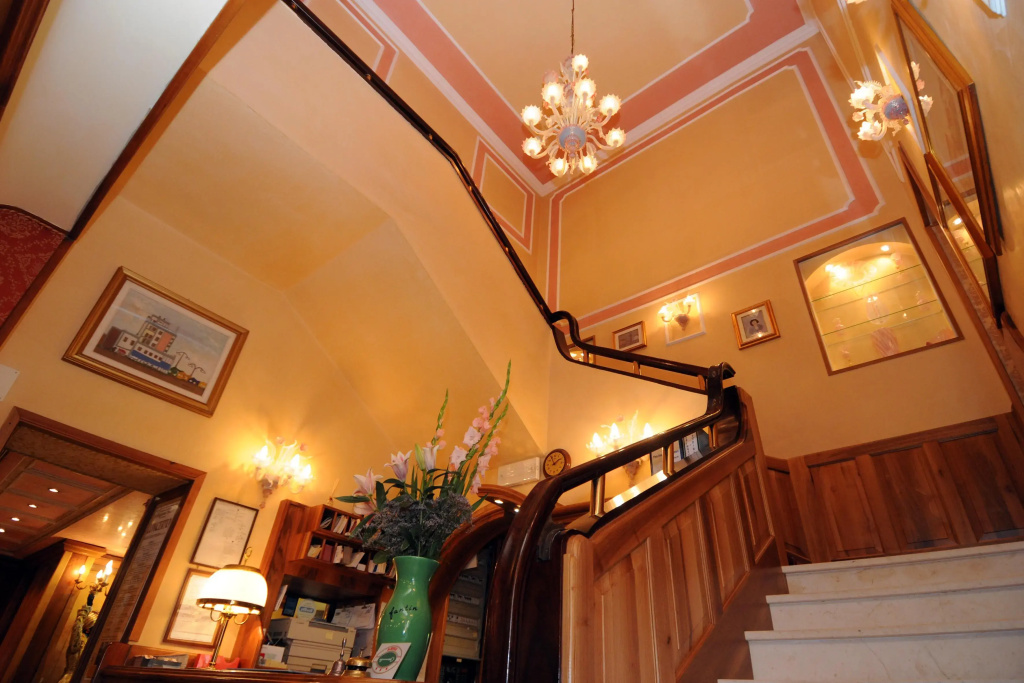 Hotel photo 11