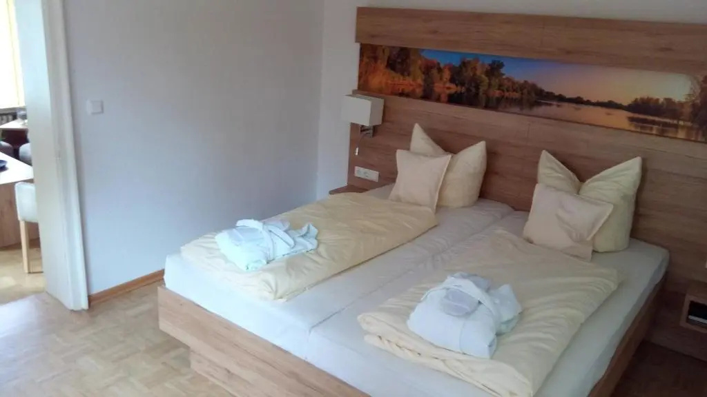 Gartenhotel Weisser Hof - Chambres