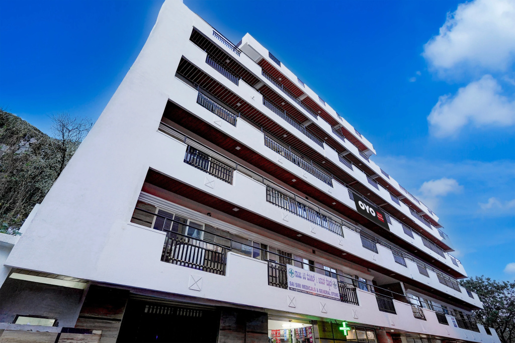 Hotel O Bluestar