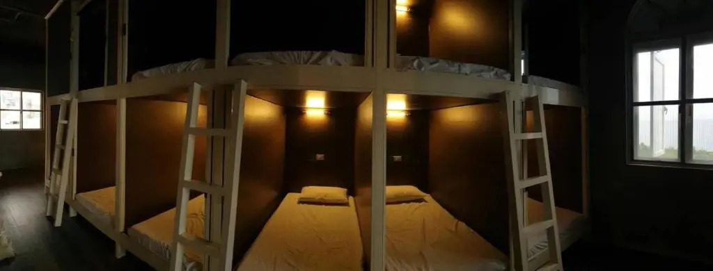 Lanyu Blue Capsule — фото