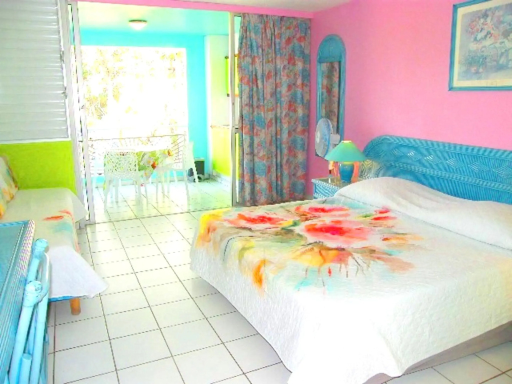 Studio a Le Gosier a 30 m de la plage avec vue sur la mer balcon amenage et wifi