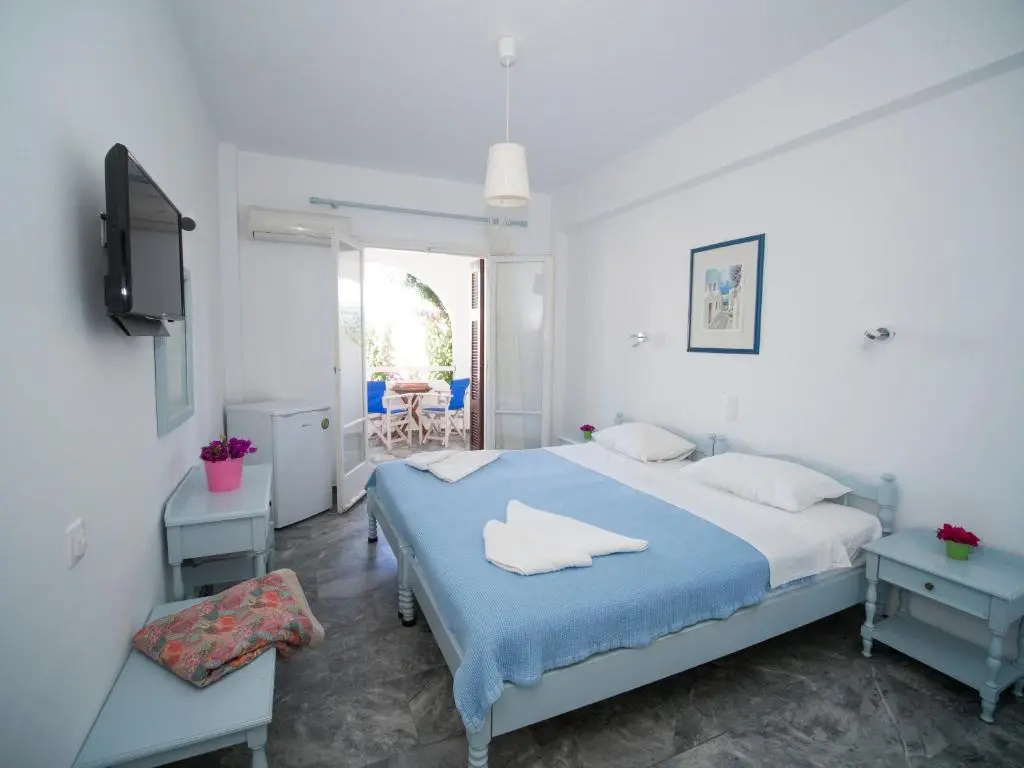 Superior Double room (full double bed)