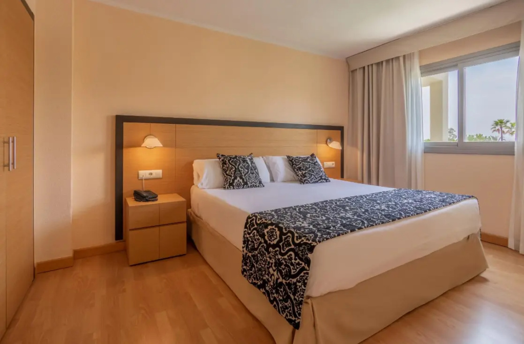 Zafiro Tropic - Chambres