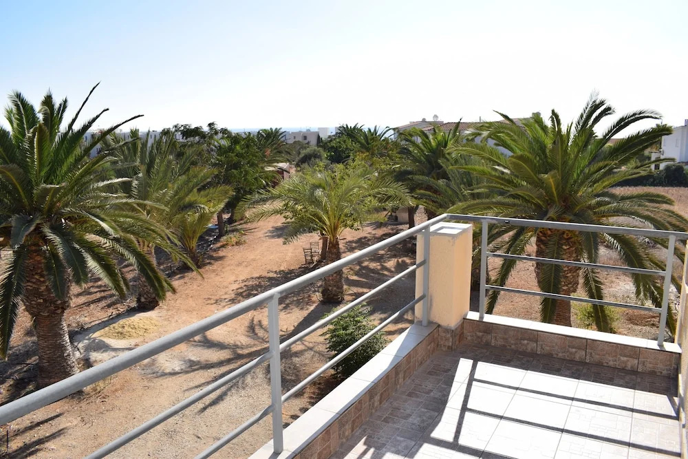Beach & Waterfront