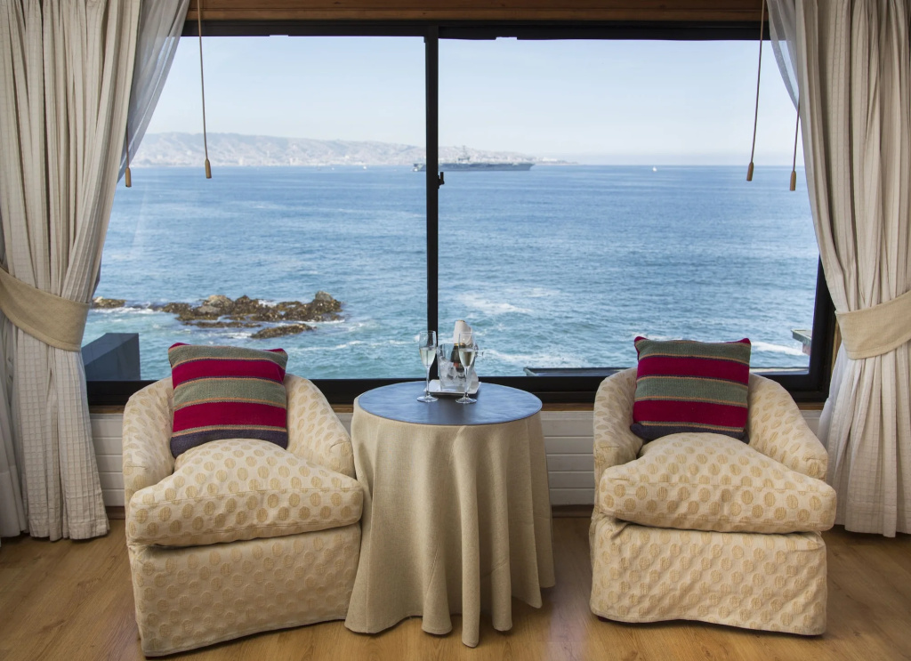 Balcony & Terrace