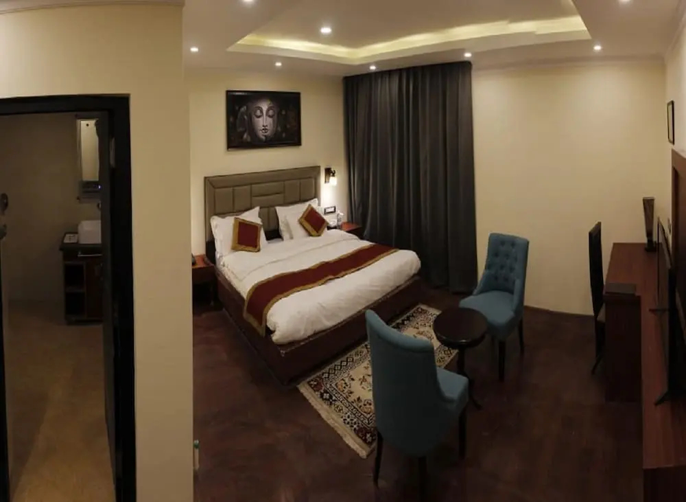 guest_rooms