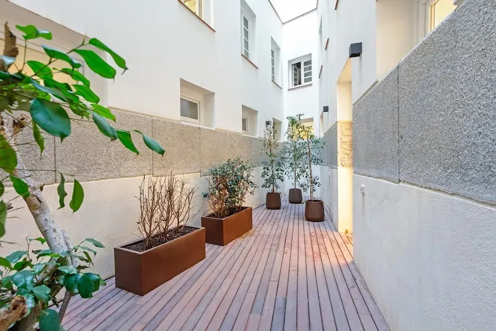 Papua - 2 Bedrooms and gym in Almagro