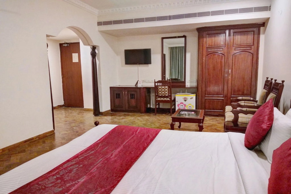 Lobby & Reception