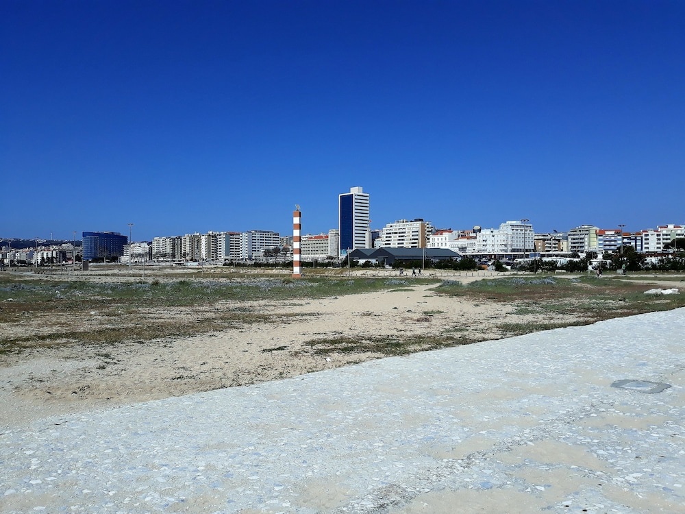 Beach & Waterfront