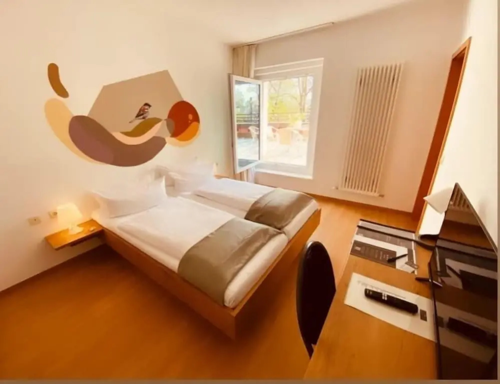 Standard Double room (full double bed)