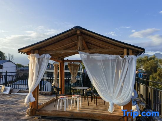 Nalati Just the Right Moment | Courtyard Scenic Vacation Boutique Stay (Nalati Scenic Area)