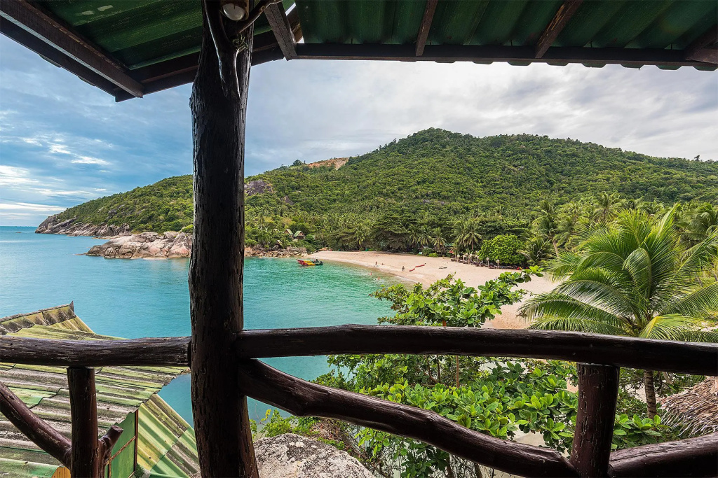 Beach & Waterfront
