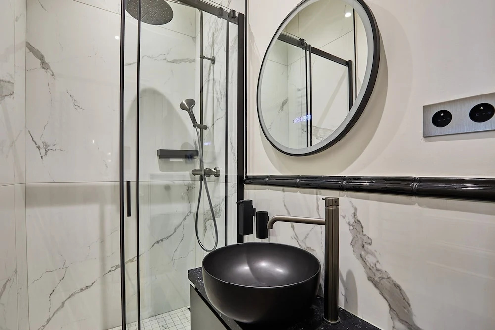 Afficher la photo 8 — Amazing Apartment Saint Germain des Pres With AC by Studio Prestige