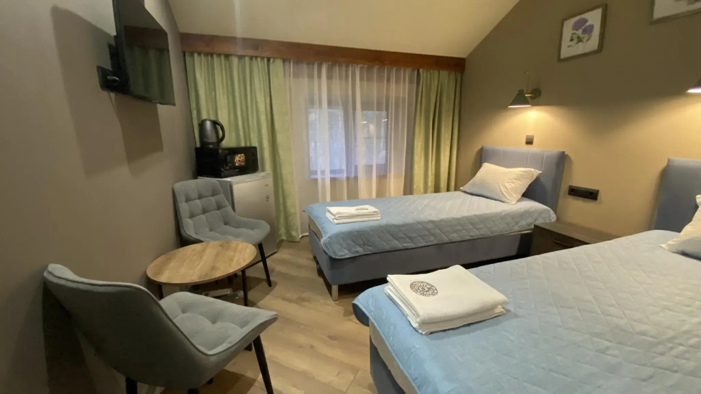 Double Studio (twin beds)