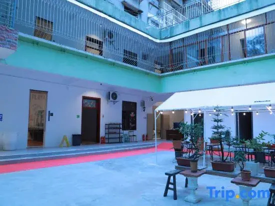 Shiye Youth Hostel
