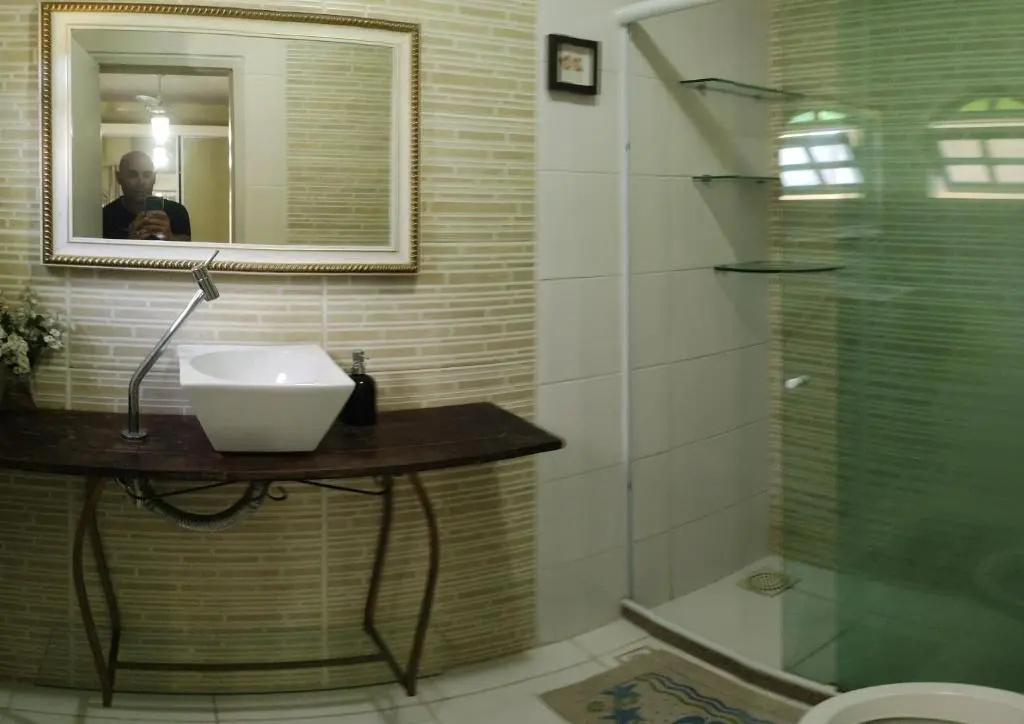 Deluxe Double room (full double bed)