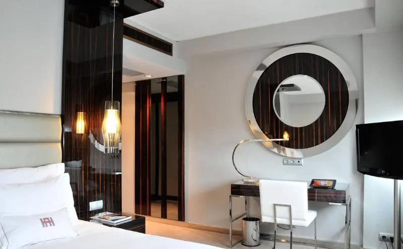 Standard Triple room with balcony
