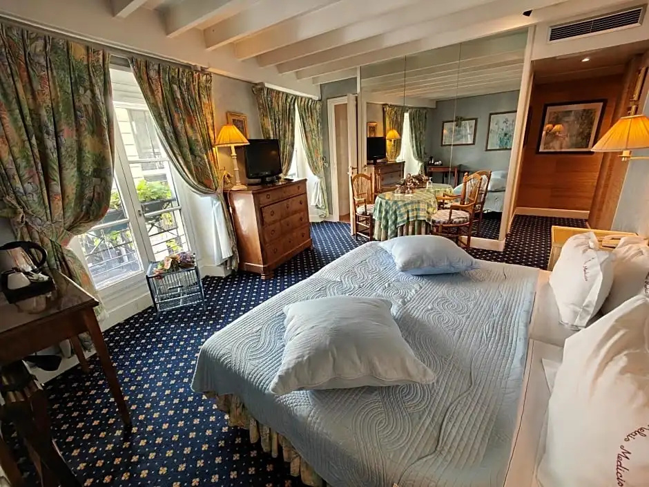 Superior room