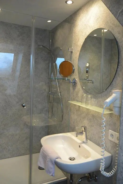 Hotel Zum Lv Wen Unteres Wirtshaus - Chambres