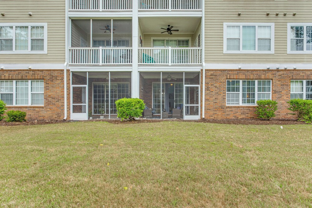 Luxury 1st-floor Barefoot Resort Condo!