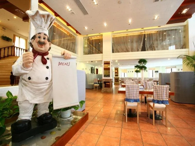 Food & Beverage