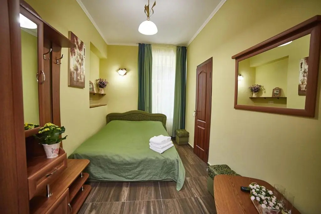 Standard Double room (full double bed)