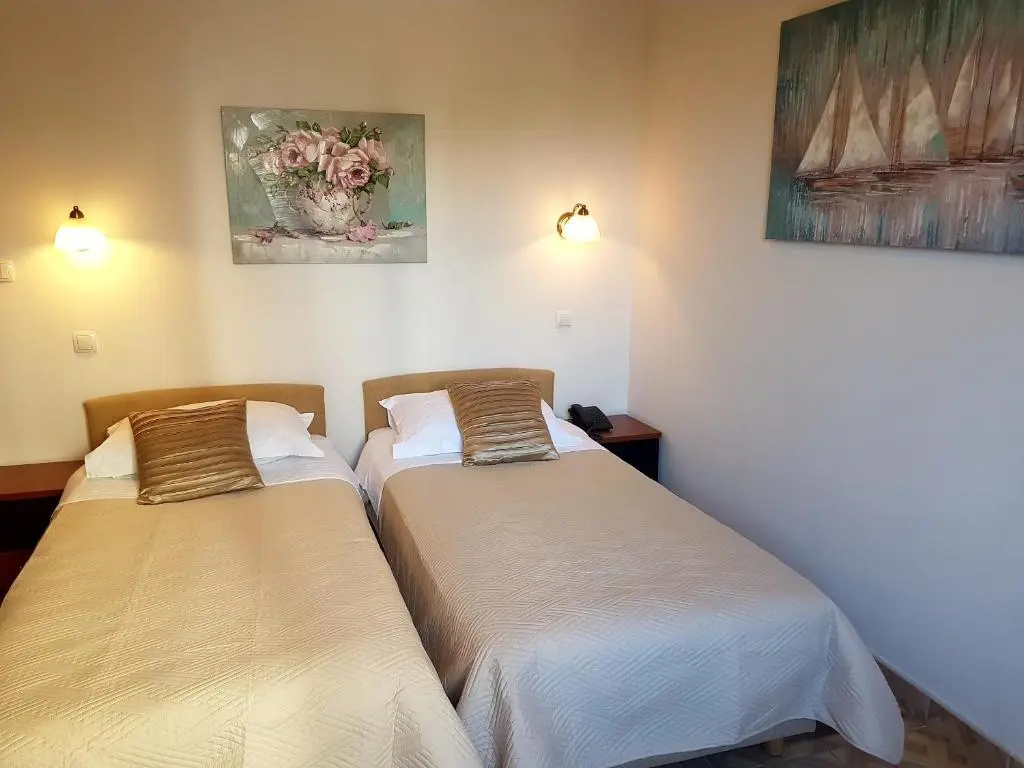 Hotel Vila Tina - Chambres