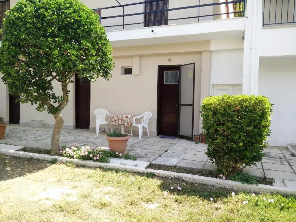 Seaside Studios I Sinakos Estate