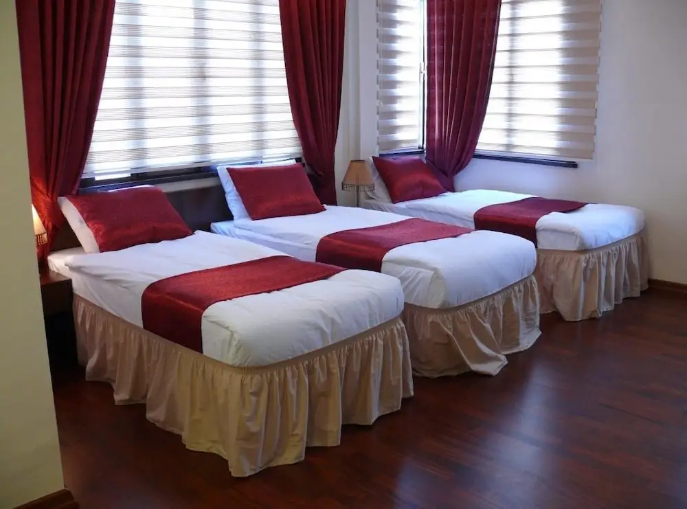 Grand room