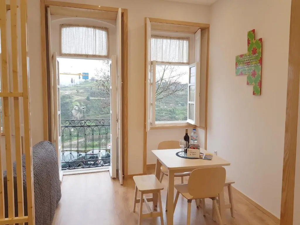 Studio with river view