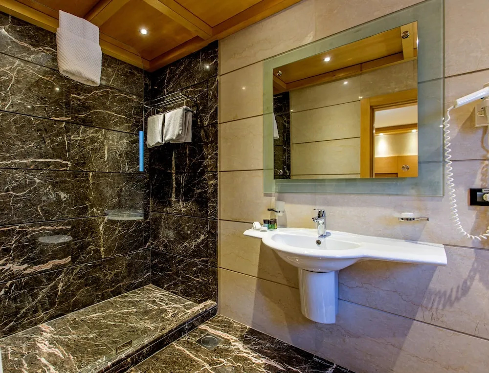 2 Bedrooms Family Suite with balcony