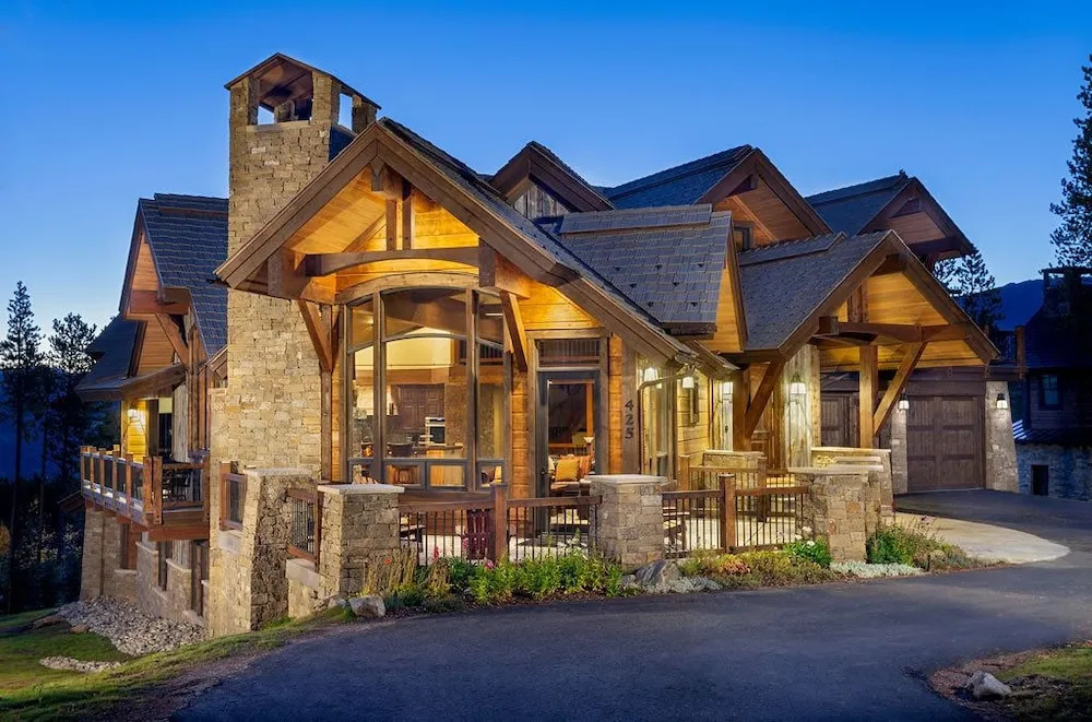 Slopeside Manor on Peak 8 by RedAwning