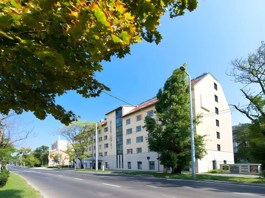 CZECH INN Hotel Ferenc — фото