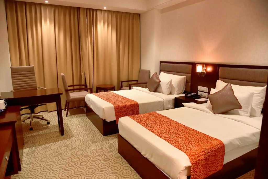 Pride Hotel & Convention Centre Indore - фото 15