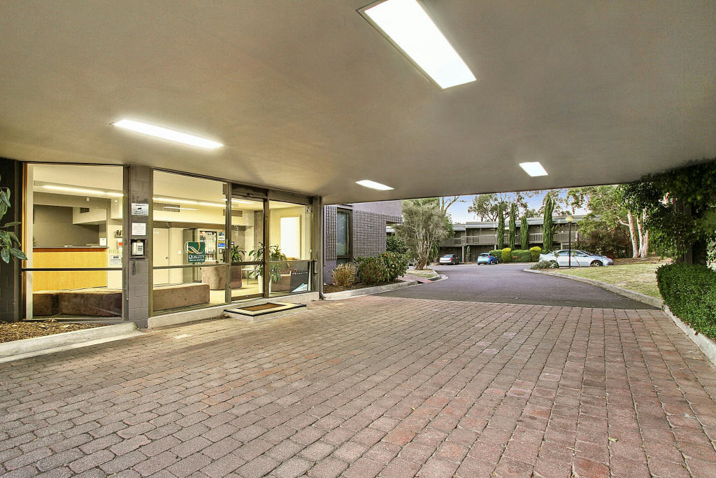 Knox International Hotel & Apartments