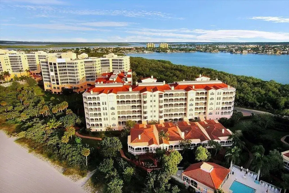 Royal Marc #50612 - 3 Br Condo