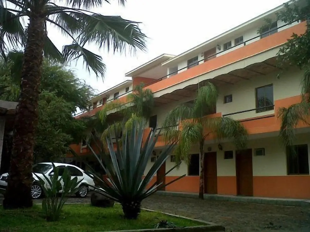 Hotel photo 1