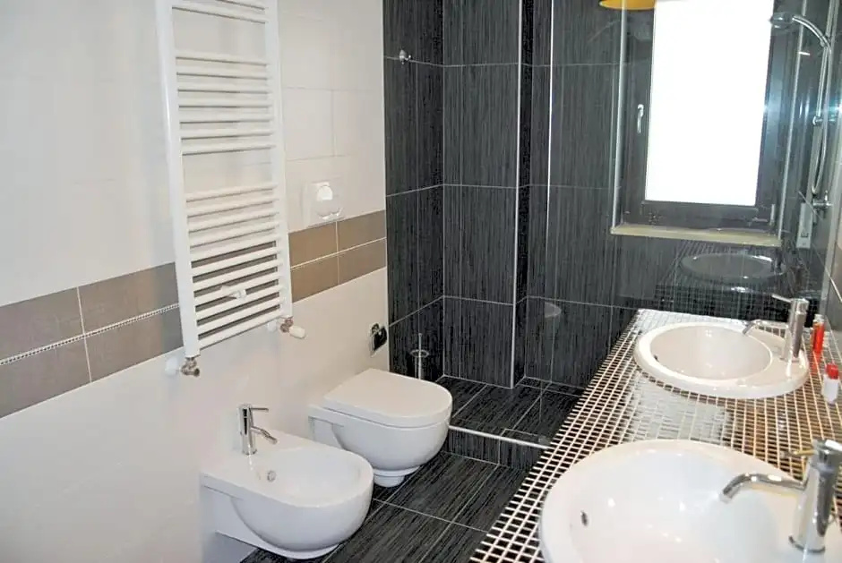 Hotel photo 12