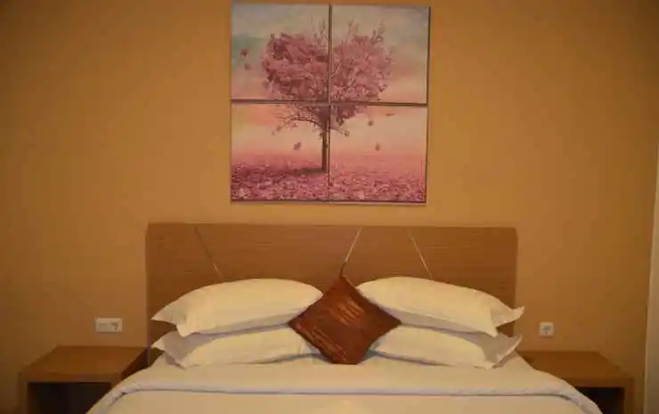 Ovi Hotel