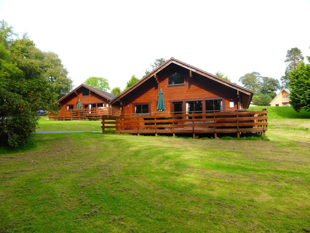 Lady Galloway Lodge 28 with Hot Tub, Newton Stewart