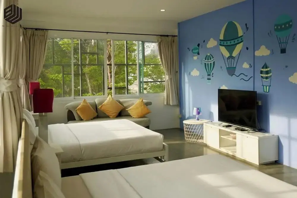 Standard Family room
