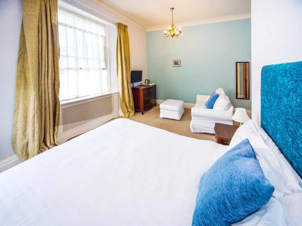 Crofton House Hotel — 5