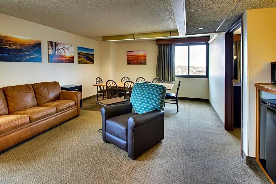 Double Suite (full double bed)